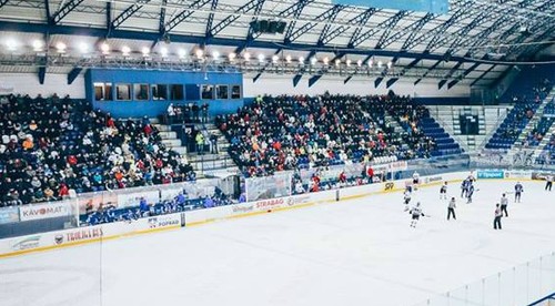 Hokejový sviatok pod Tatrami. Poprad po šiestich rokoch vypredal štadión