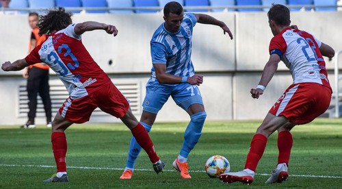 Slovan v päťgólovej prestrelke zdolal pražskú Slaviu