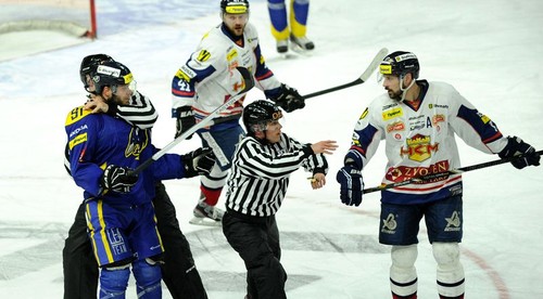 ŠHK 37 Piešťany - HKM Zvolen