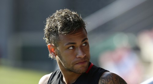 Sága pokračuje. Brazílčan Neymar sa vrátil do Barcelony
