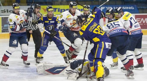 ŠHK 37 Piešťany - HKM Zvolen