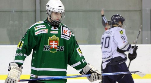 Premiérovo na domácom extraligovom ľade v sedemnástich rokoch a užil si to
