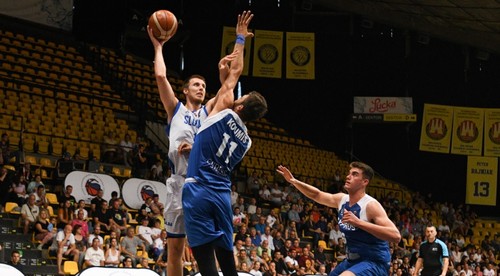 Basketbalisti sú v hre o kvalifikáciu ME. Zvládnu posledný zápas?