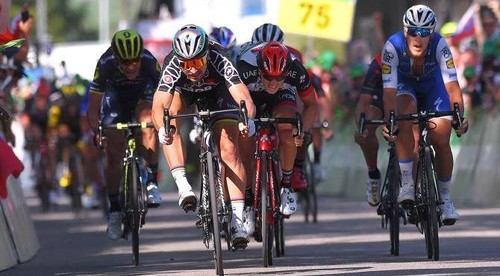 Peter Sagan suverénne vyhral ôsmu etapu v Schaffhausene