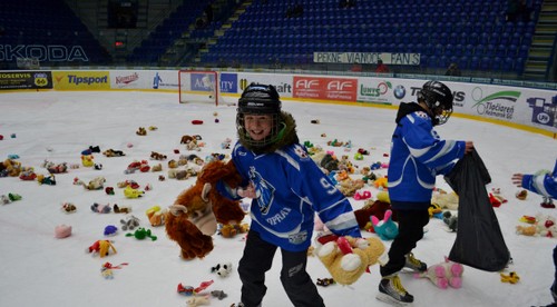 Domáce prekliatie zlomené, Poprad porazil Žilinu 4:3