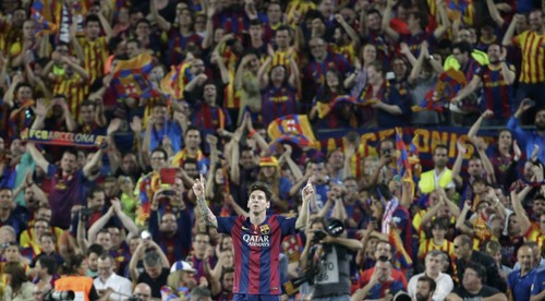 Messi predĺžil zmluvu v FC Barcelona o štyri roky, výkupnú klauzulu radšej nečítaj
