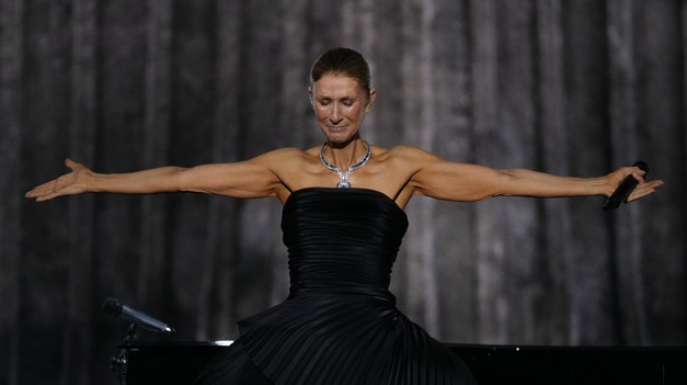 Najdojímavejší koncert všetkých čias! Nevyliečiteľné chorá Celine Dion plakala a s ňou celé publikum!