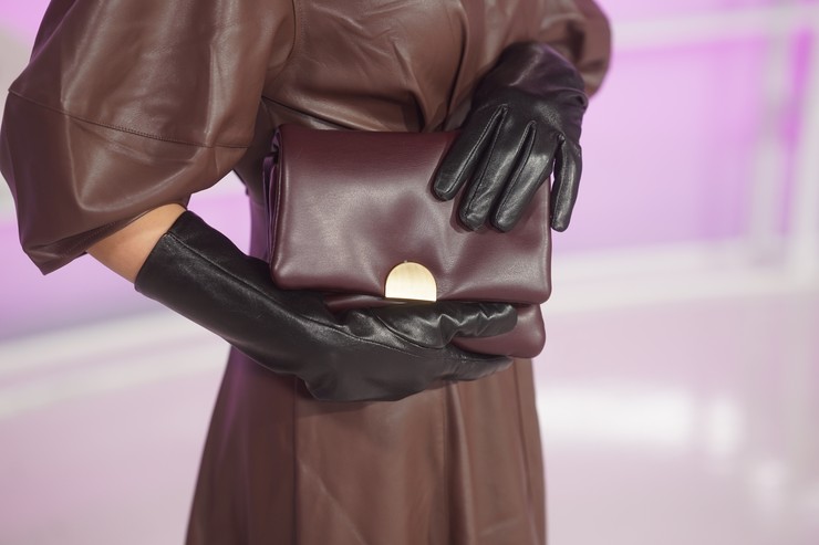 Nákupné maniačky: téma Koža a koženka - Thuy