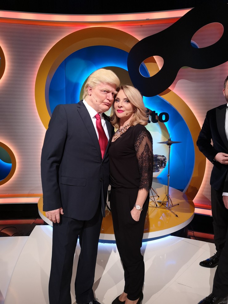 Inkognito - Silvester 2018- Donald Trump a Zdenka Studenková