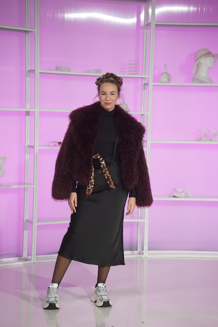 Nákupné maniačky: téma Obleč sa na nákupný deň - Zuzana