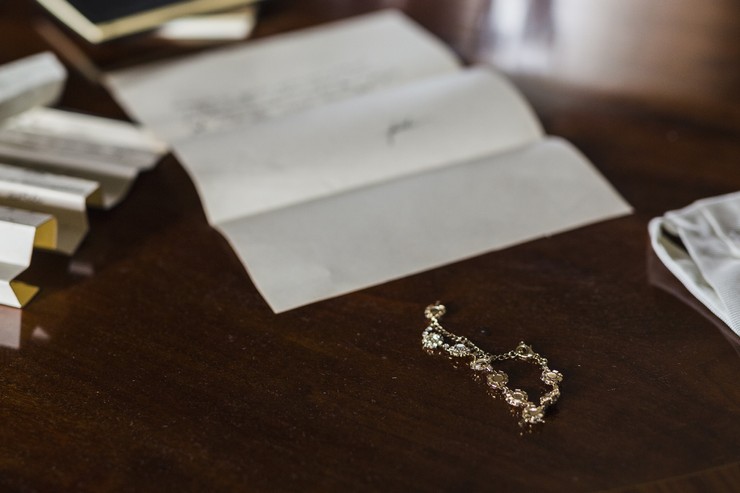 1890 - rekvizity v seriáli