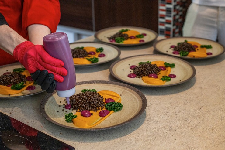 Benefičná večera pre Jeffy Boya