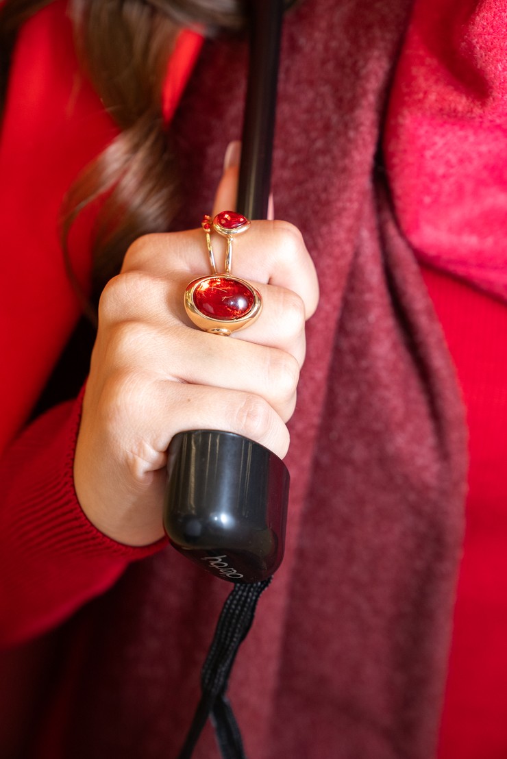 Nákupné maniačky téma 50 odtieňov červenej - Kristína