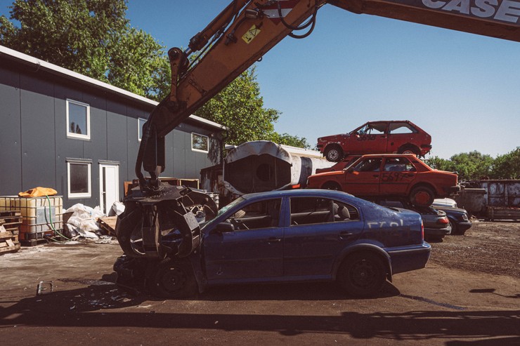 Einstein - nakrúcanie scény na autovrakovisku