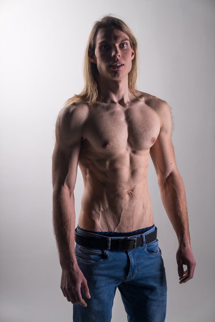 Mama, ožeň ma - Tomáš Legolas (1)