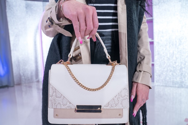 Nákupné maniačky: téma Prúžky - Lucia