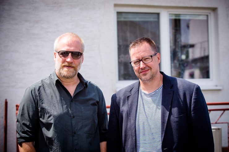 režiséri seriálu Za sklom 3