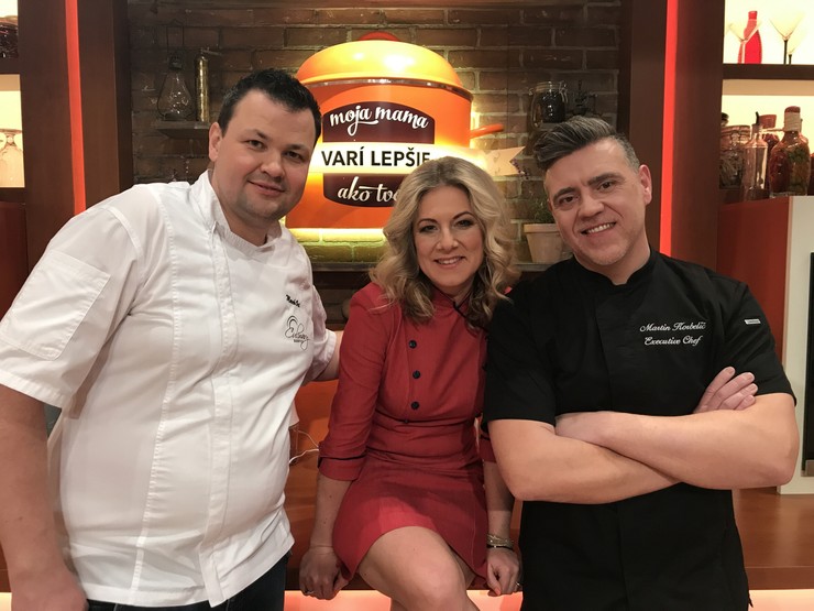 Moja mama -  Marek Ort, Zuzka Sabolová a Martin Korbelič