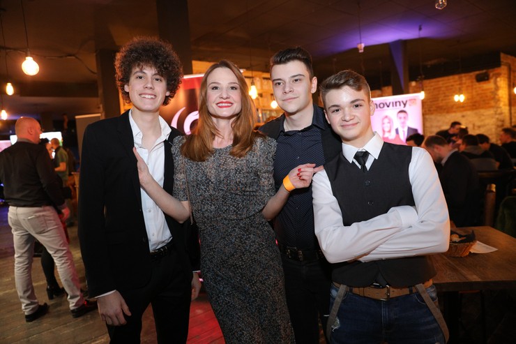 JOJkárska media párty - Chalani z Našich s Andreou Karnasovou