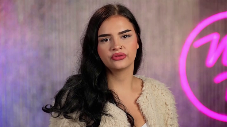 Nákupné maniačky  - Mia