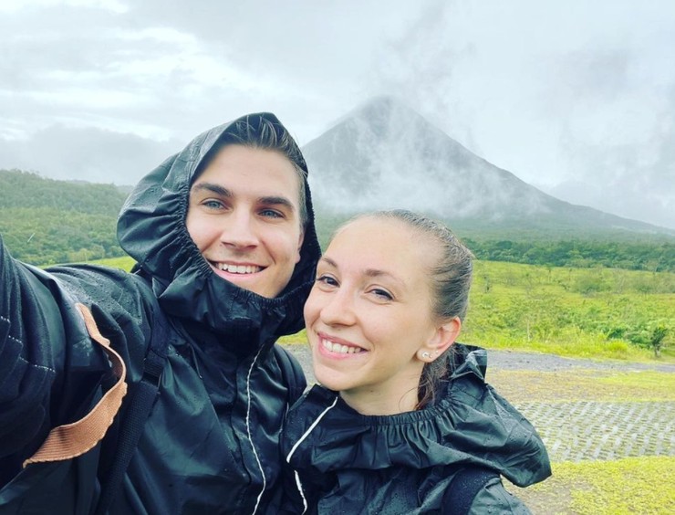 David Gránský s manželkou Nikolou na svadobnej ceste