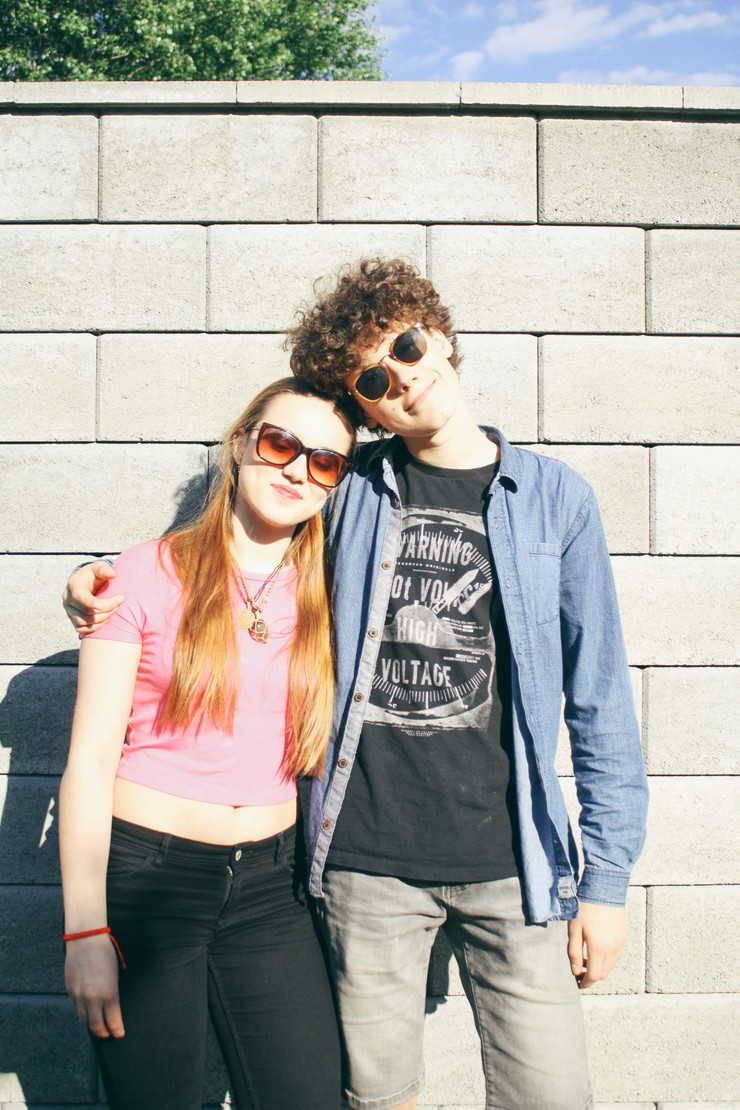 NAŠI - Oliverova frajerka Nina - Laura Petersen