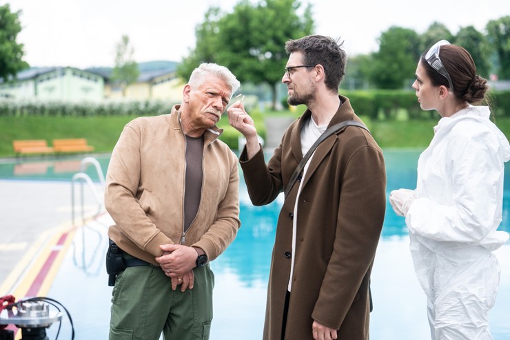 Einstein - nakrúcanie scény na kúpalisku