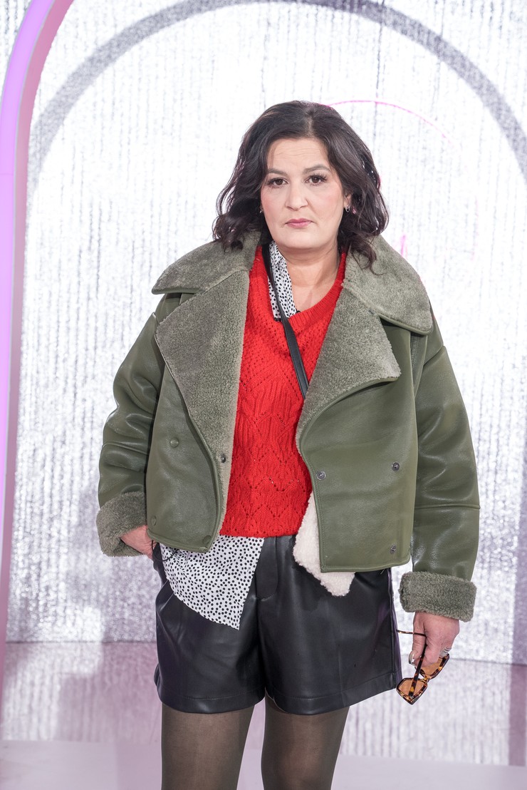 Nákupné maniačky - súťažiace v outfitoch s koženými a koženkovými kúskami