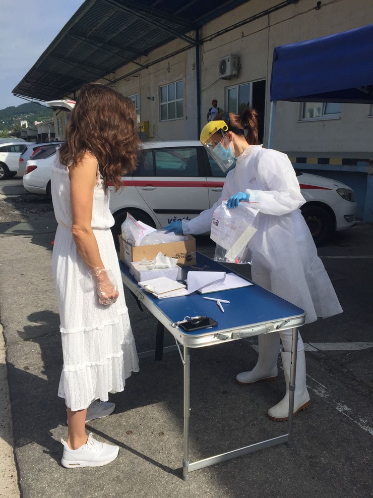 Nový život - testovanie hercov na COVID-19