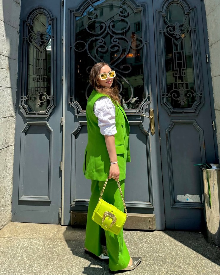 Nákupné maniačky - zelená farba v outfitoch