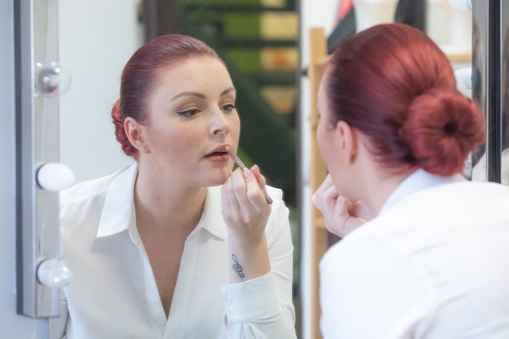 Barbora Švidraňová ako Helenka Medvecká