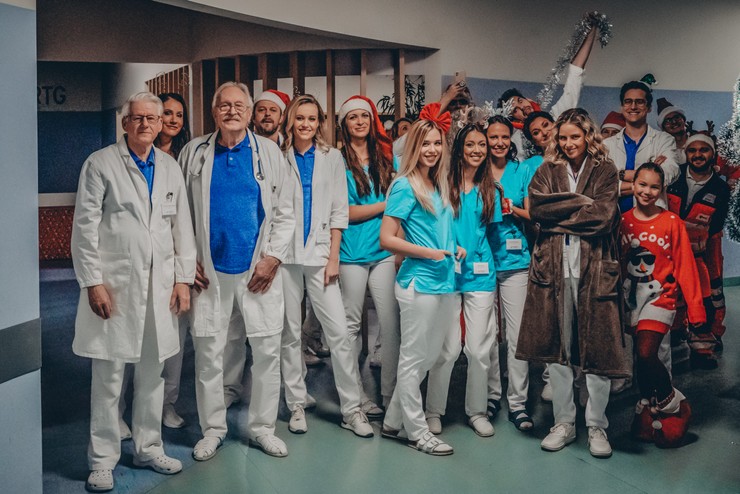 Vianočný videoklip seriálu Nemocnica