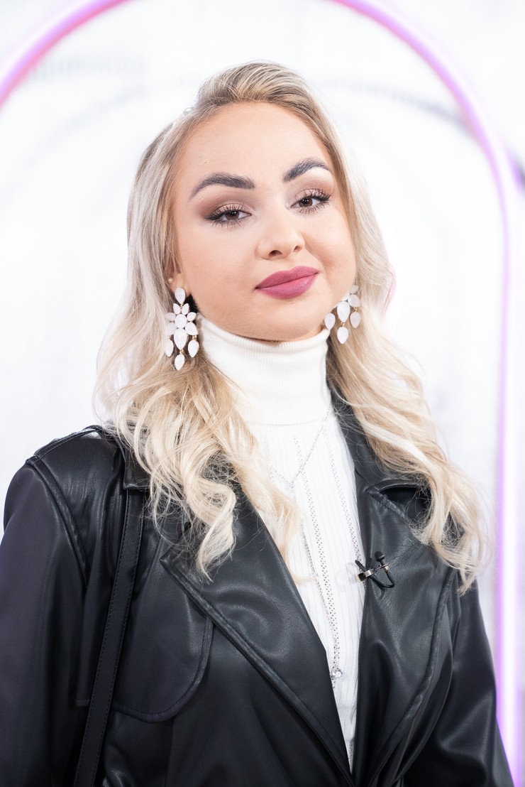 Nákupné maniačky: téma Zahalená až po krk - Soňa