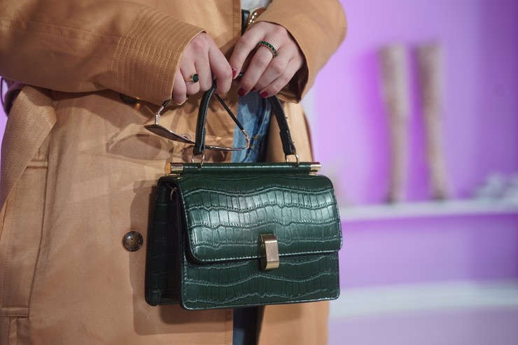 Nákupné maniačky: téma Satén - Mária