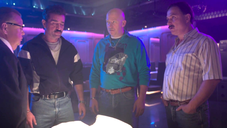 Cinkota, Černák, Miki, film, temná minulosť, mafiáni 