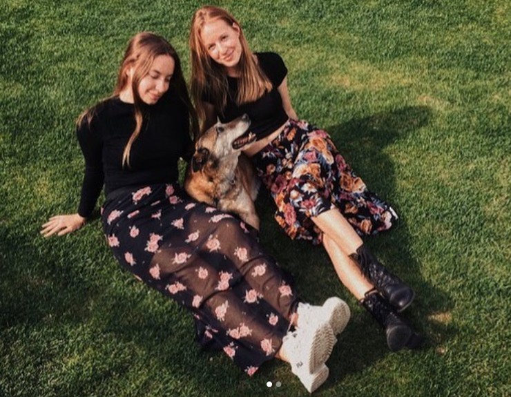 Simona Kollárová z Nového života so sestrou Mariettou