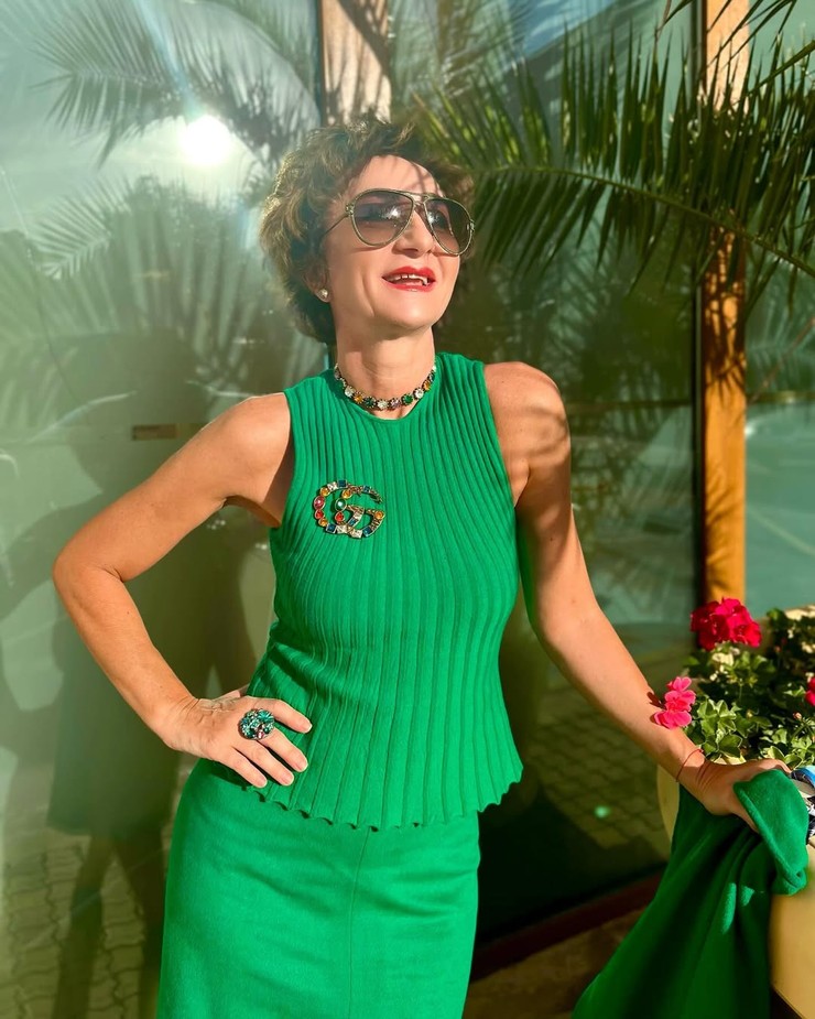 Nákupné maniačky - zelená farba v outfitoch