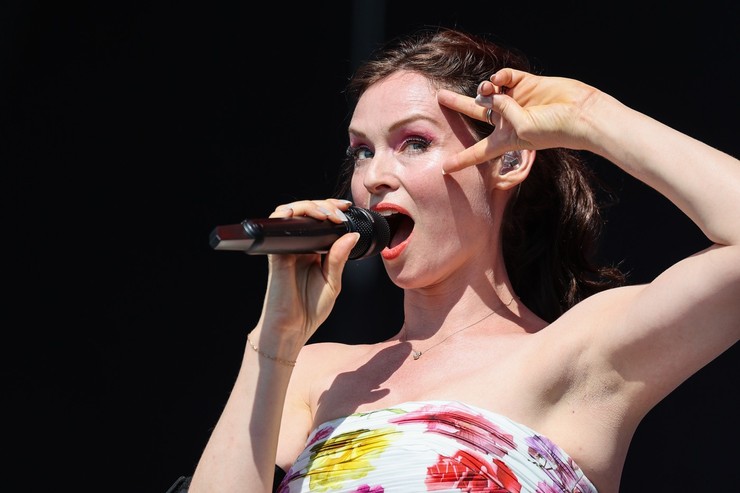 Sophie Elis-Bextor outfity