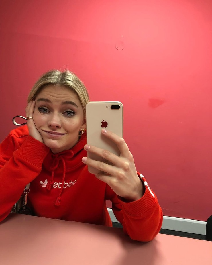 Popoluška - Astrid S (1)