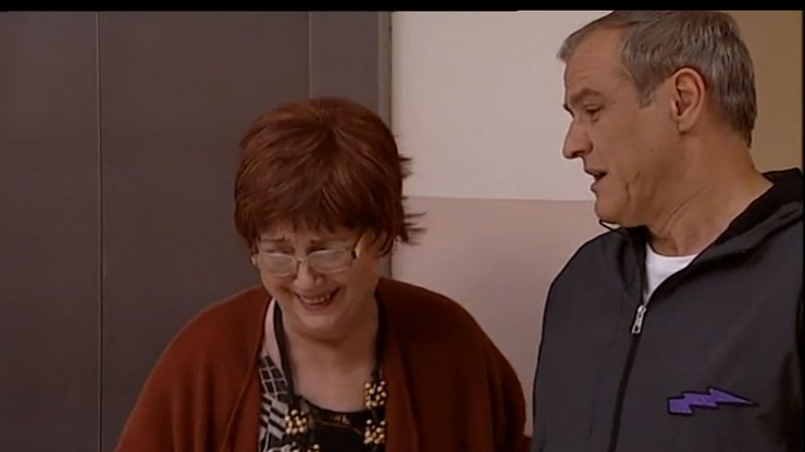 Dušan a pani Janka sa stretnú na chodbe