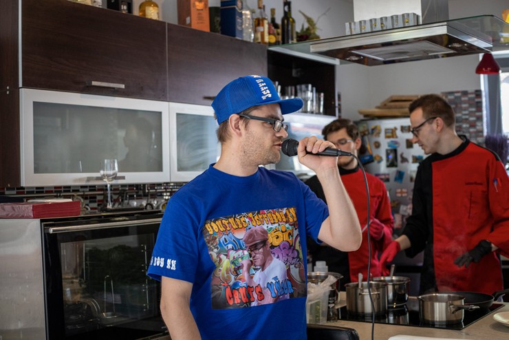 Benefičná večera pre Jeffy Boya