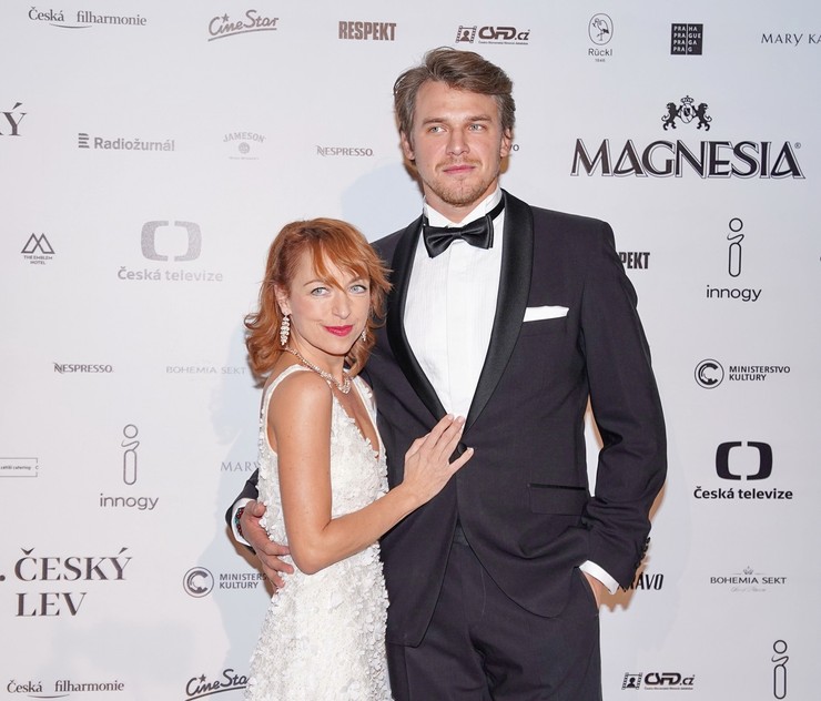 Vojta Dyk a Táňa Vilhelmová