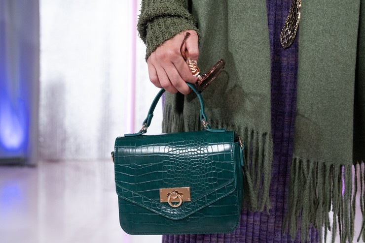 Nákupné maniačky: téma Zahalená až po krk - Karin