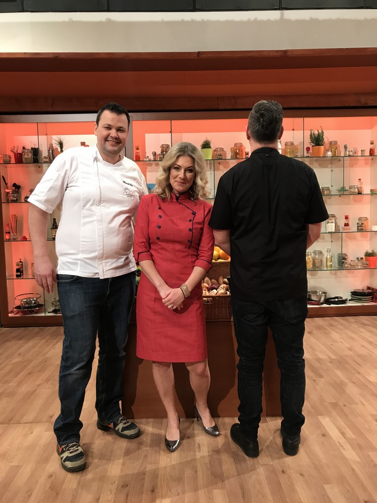 Moja mama -  Marek Ort, Zuzka Sabolová a Martin Korbelič