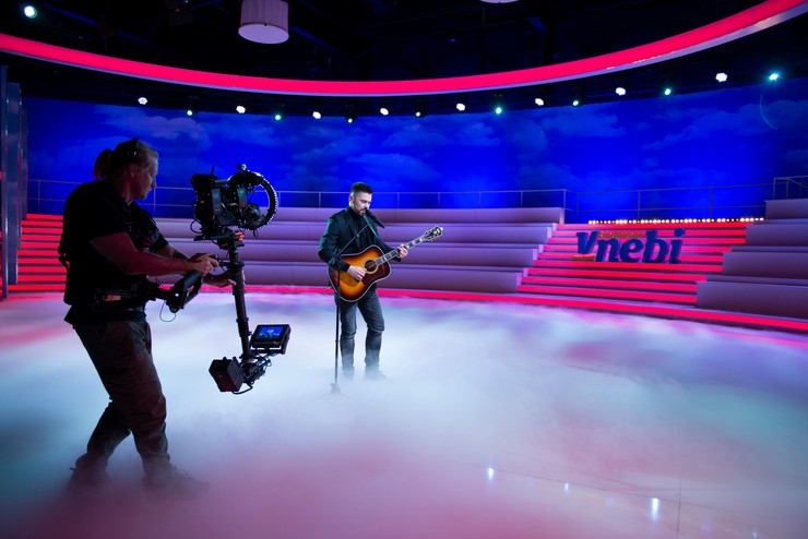 V siedmom nebi - nakrúcanie bez divákov v hľadisku