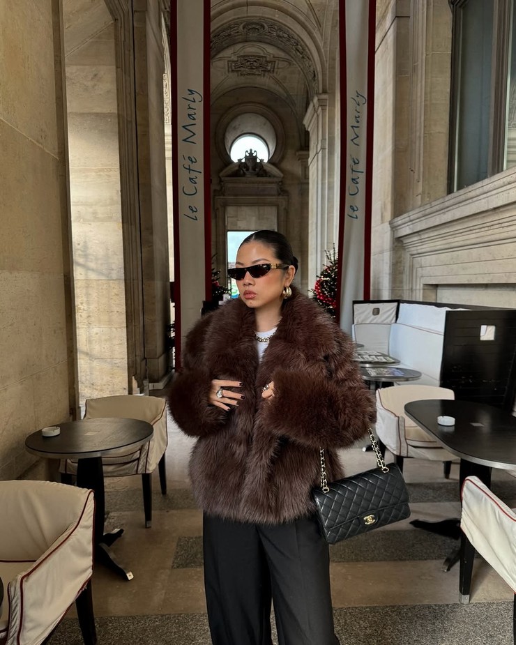 Nákupné maniačky - čokoládová hnedá farba