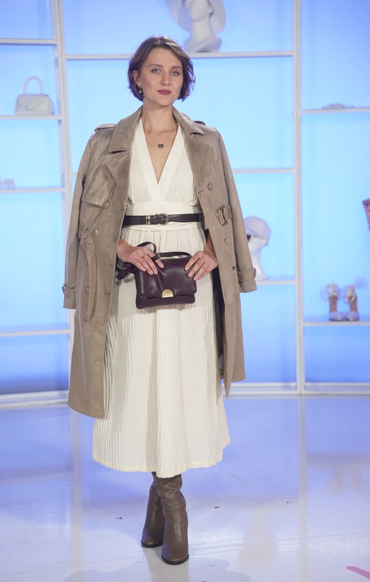 Nákupné maniačky: téma Ako po masle - Lucia