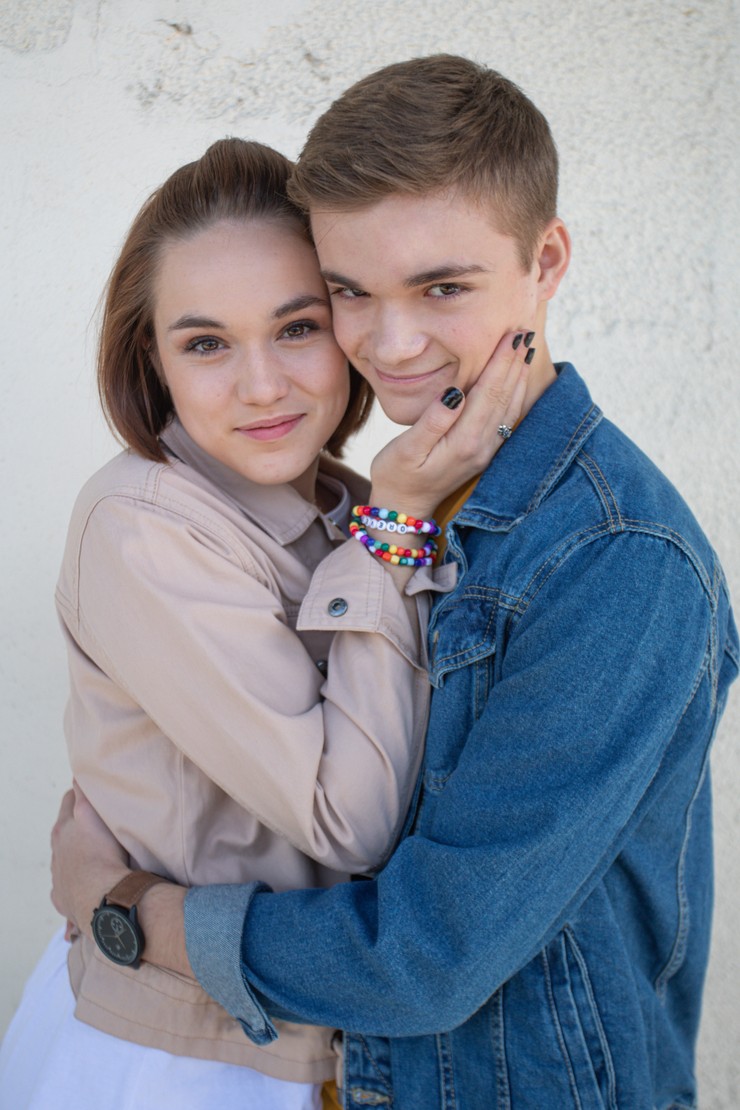 Nový život - Laura Petersen a Max Bolf