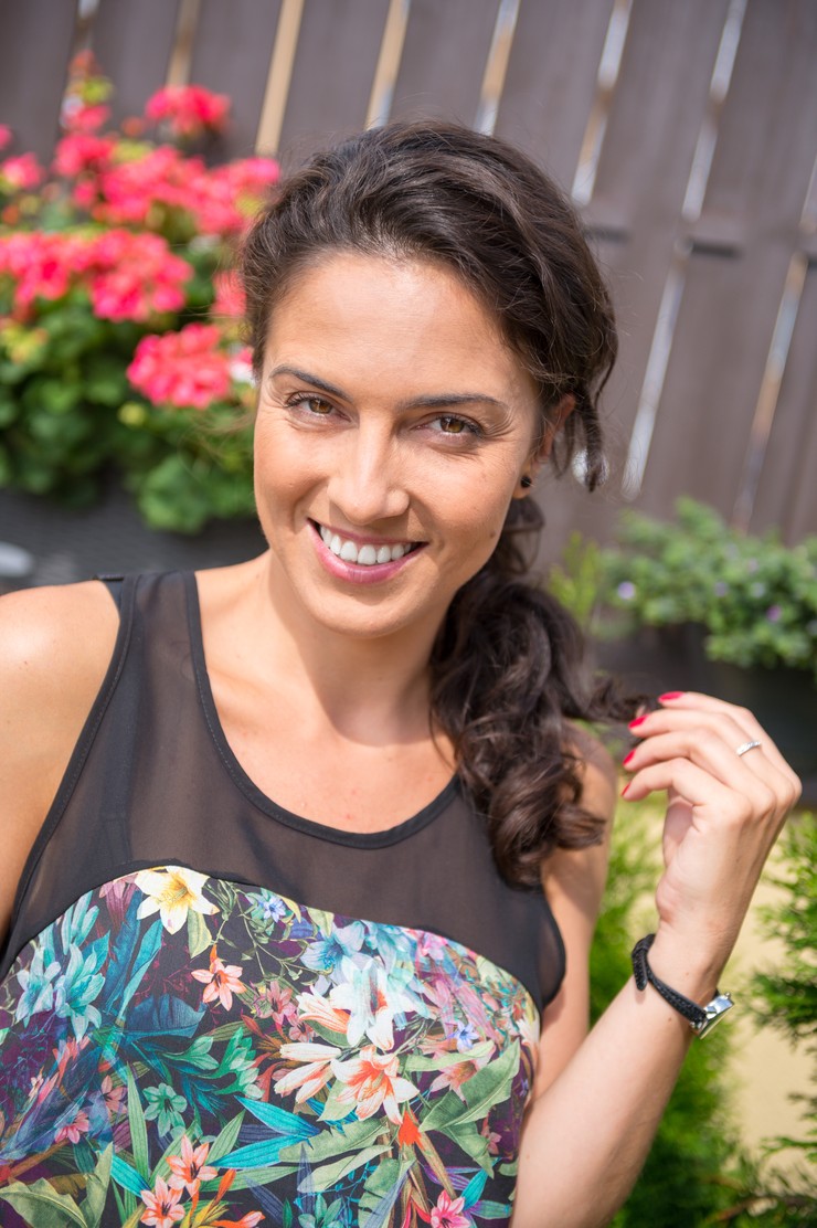 Adela a jej premena 6