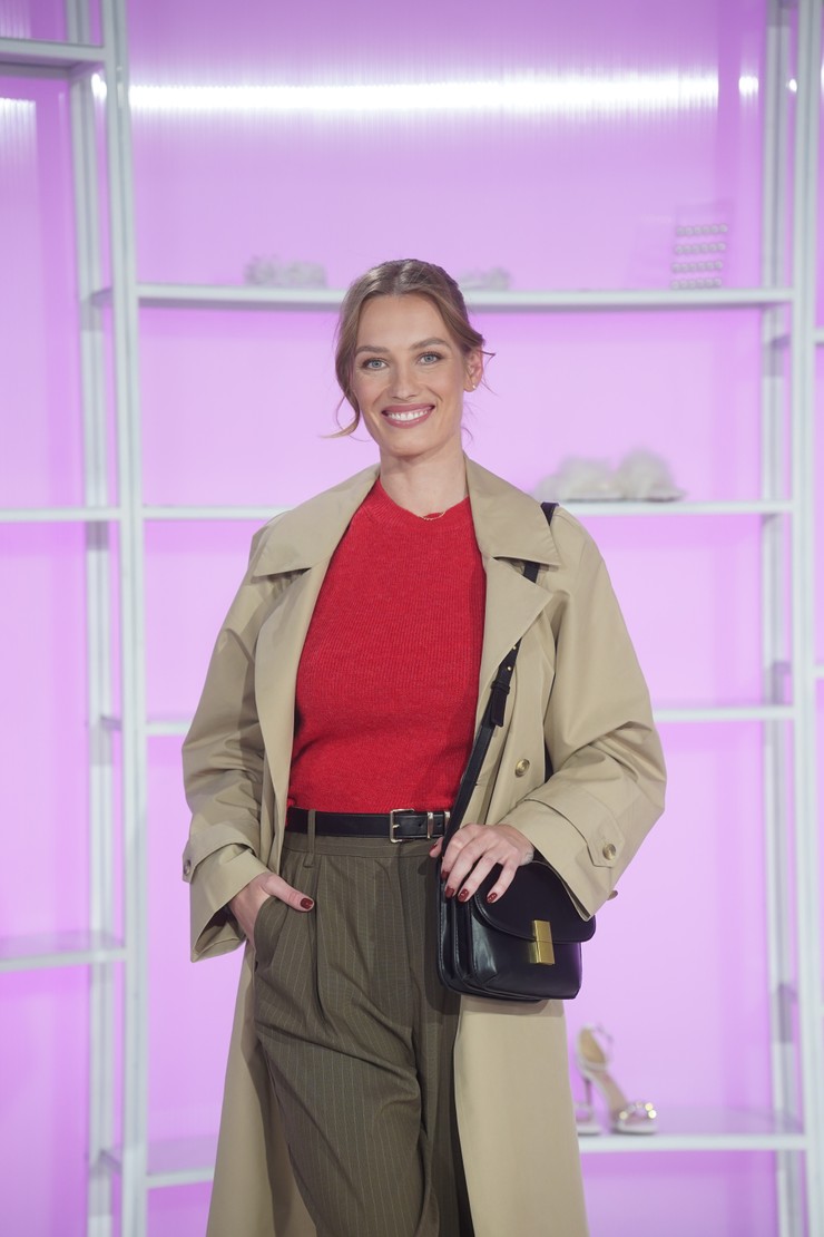 Nákupné maniačky: téma Obleč sa na nákupný deň - Lívia